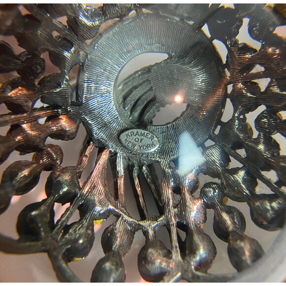 Vintage Kramer Of New York Pendant Necklace Scalloped SilverTone Rhinestones 60s - Picture 3 of 5